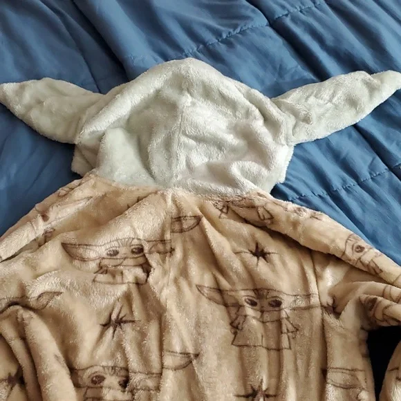 Grogu PJs - Picture 3 of 6